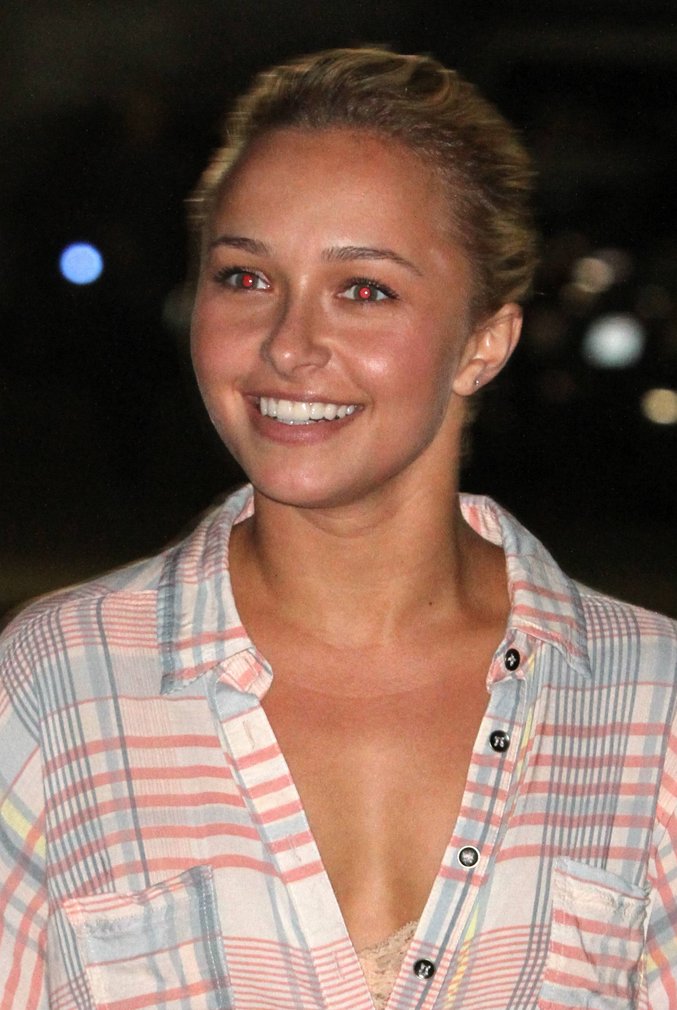 Hayden Panettiere – Cleavage candids at Chelsea Handler Show in Hollywood